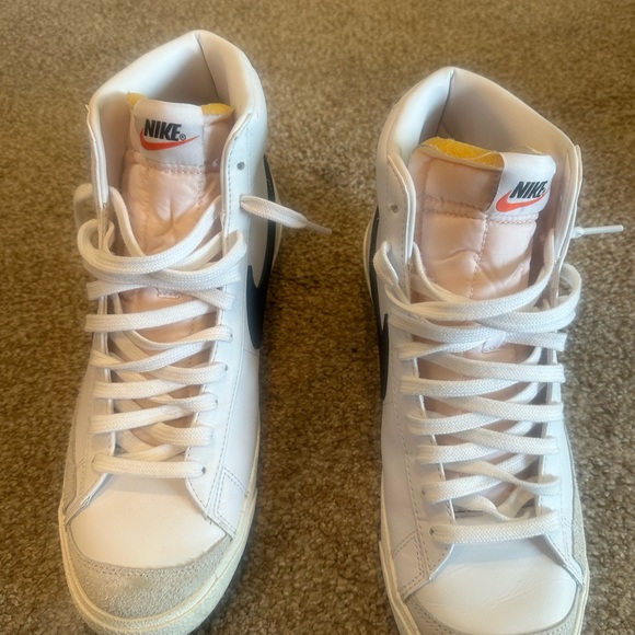 NIKE BLAZER MID '77 VINTAGE CASUAL SHOES - Picture 8 of 8